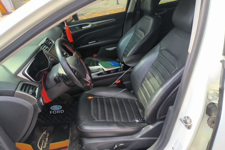 Used Ford Mondeo 2013 2.0L GTDi 200 Fashion Edition Left Front Seat