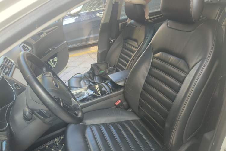 Used Ford Mondeo 2013 2.0L GTDi 200 Fashion Edition Left Front Seat