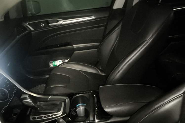 Used Ford Mondeo 2013 2.0L GTDi240 Luxury Sport Model Left Front Seat