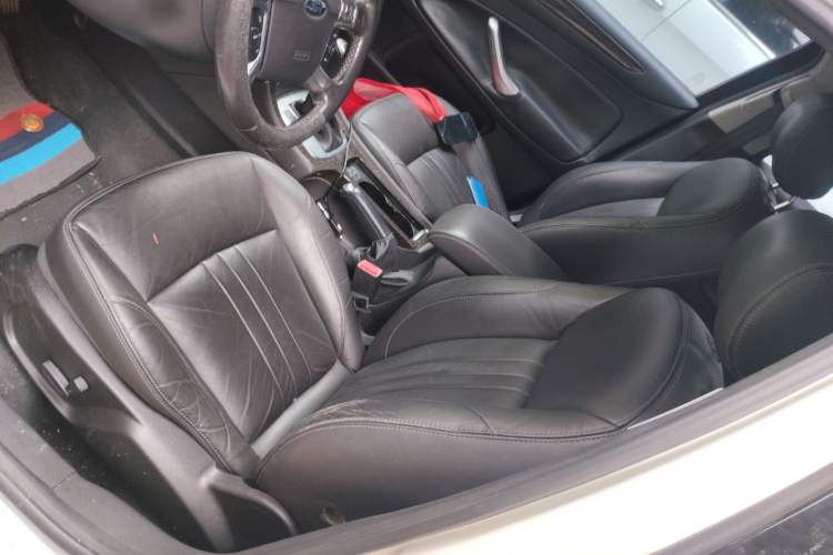 Used Ford Mondeo 2013 2.3L Luxury Model Left Front Seat