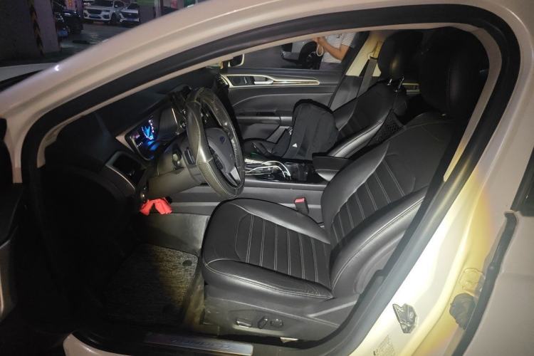 Used Ford Mondeo 2013 2.0L GTDi 200 Fashion Edition Left Front Seat