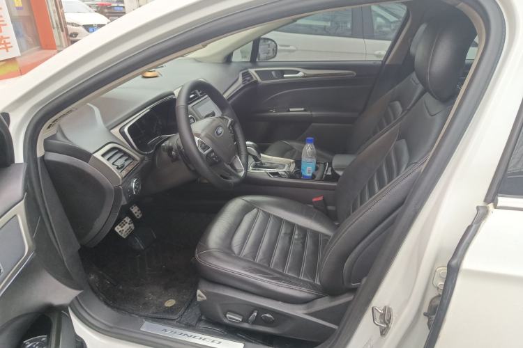 Used Ford Mondeo 2013 2.0L GTDi 200 Fashion Edition Left Front Seat
