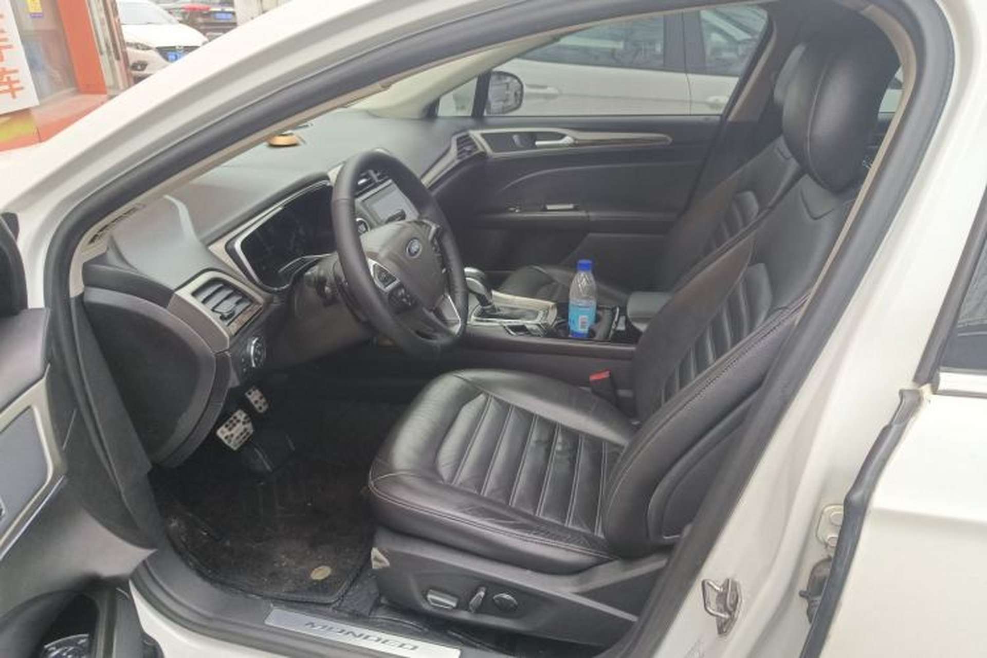 Used Ford Mondeo 2013 2.0L GTDi 200 Fashion Edition Left Front Seat