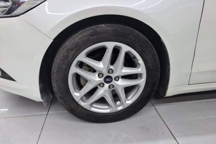 Used Ford Mondeo 2013 1.5L GTDi180 Fashion Edition Left Front Wheel Hub