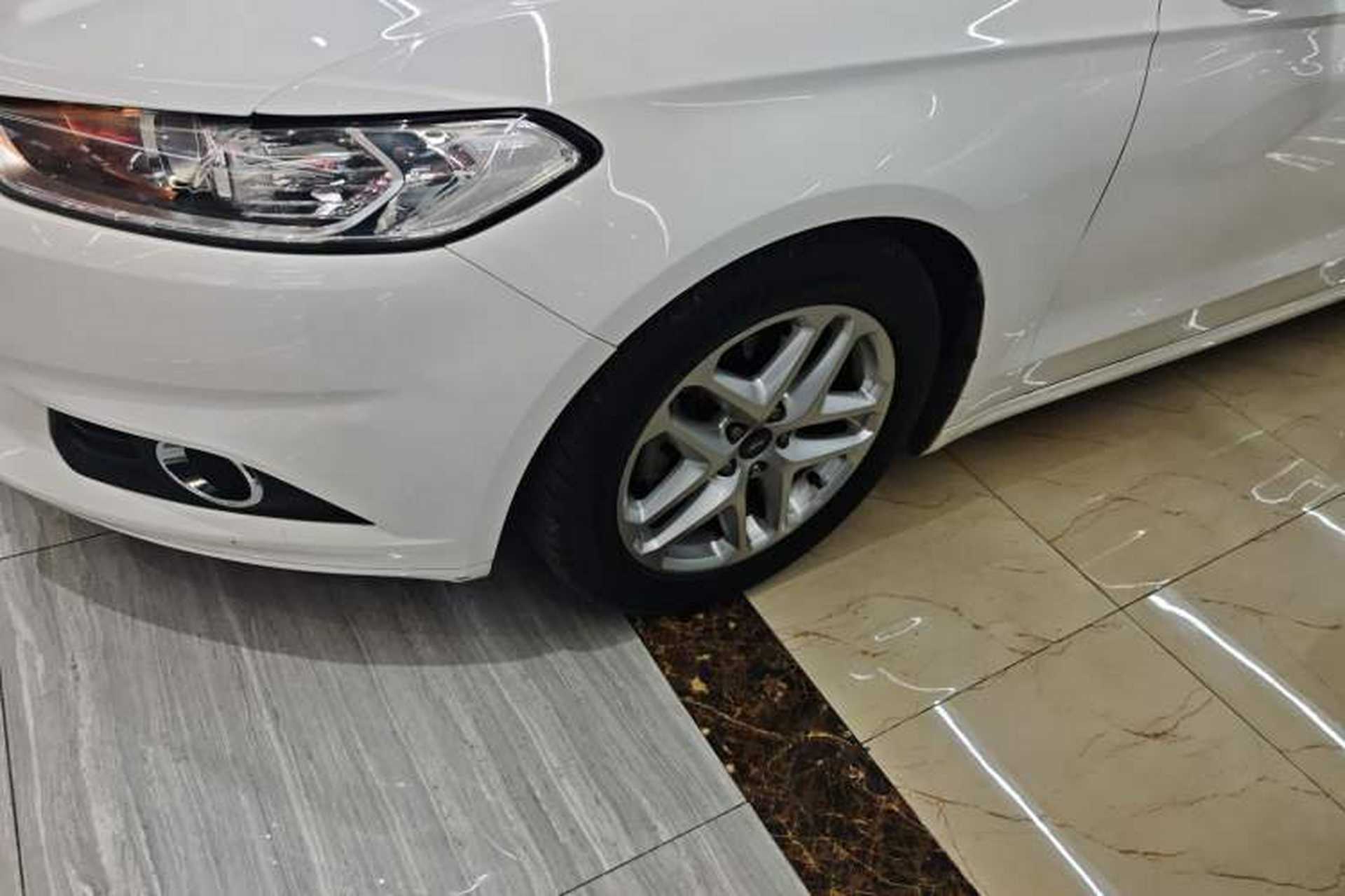 Used Ford Mondeo 2013 1.5L GTDi180 Fashion Edition Left Front Wheel Hub