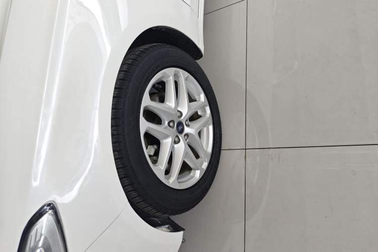 Used Ford Mondeo 2013 1.5L GTDi180 Fashion Edition Left Front Wheel Hub