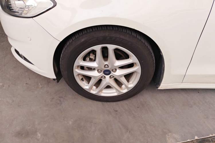 Used Ford Mondeo 2013 1.5L GTDi180 Fashion Edition Left Front Wheel Hub