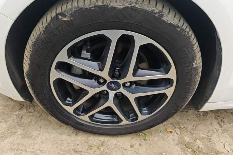 Used Ford Mondeo 2013 1.5L GTDi180 Fashion Edition Left Front Wheel Hub