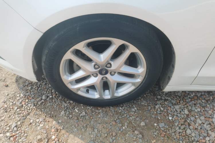 Used Ford Mondeo 2013 1.5L GTDi180 Fashion Edition Left Front Wheel Hub
