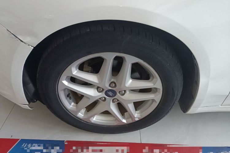 Used Ford Mondeo 2013 1.5L GTDi180 Fashion Edition Left Front Wheel Hub