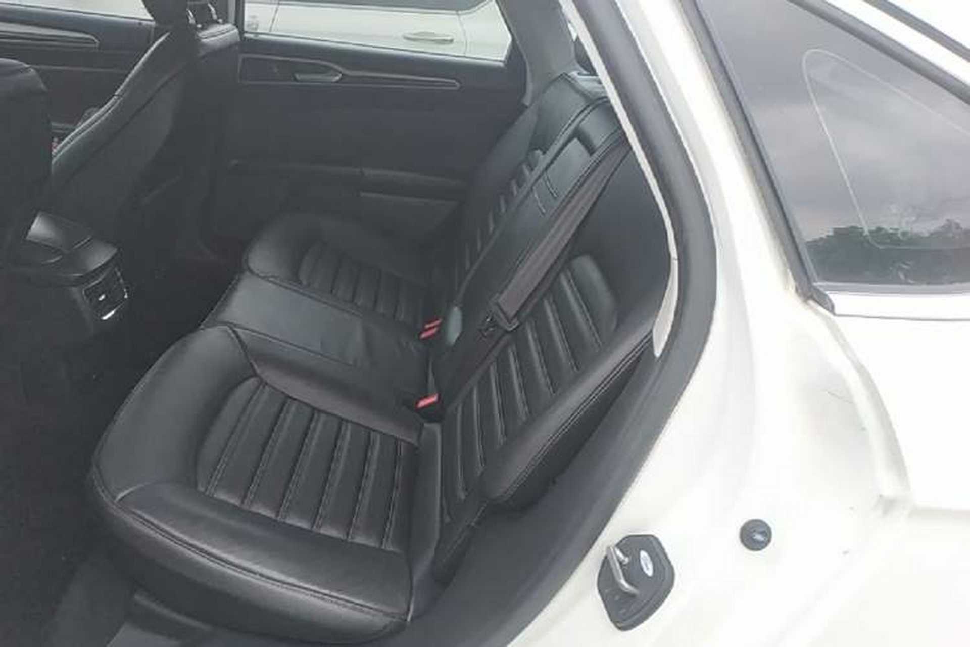Used Ford Mondeo 2013 2.0L GTDi 200 Fashion Edition Left Rear Seat