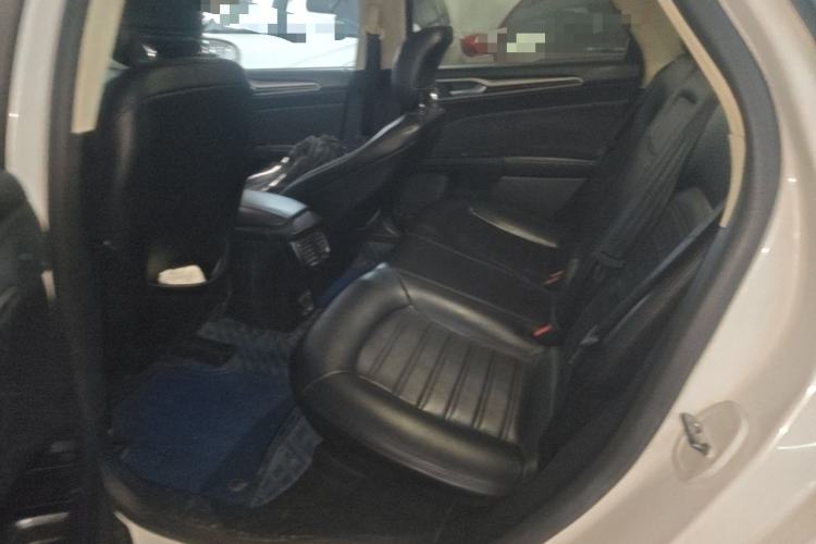 Used Ford Mondeo 2013 2.0L GTDi 200 Fashion Edition Left Rear Seat