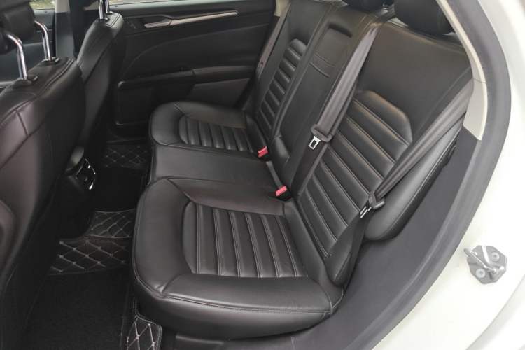 Used Ford Mondeo 2013 1.5L GTDi180 Fashion Edition Left Rear Seat