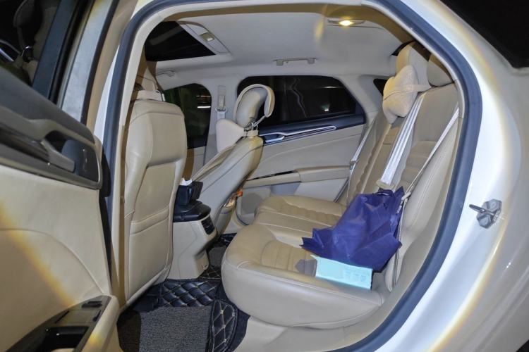 Used Ford Mondeo 2013 2.0L GTDi 200 Luxury Model Left Rear Seat