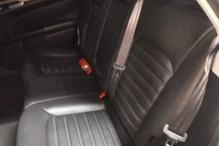 Used Ford Mondeo 2013 2.0L GTDi 200 Luxury Model Left Rear Seat