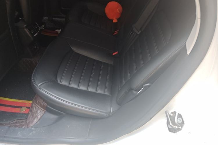 Used Ford Mondeo 2013 2.0L GTDi 200 Fashion Edition Left Rear Seat