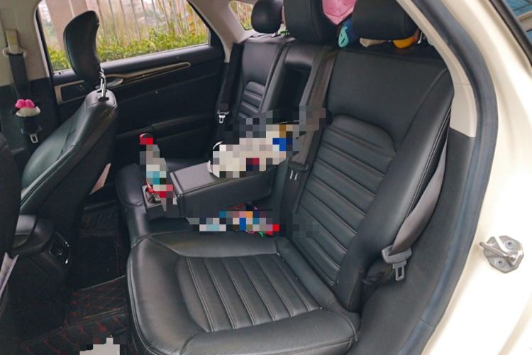 Used Ford Mondeo 2013 2.0L GTDi 200 Fashion Edition Left Rear Seat