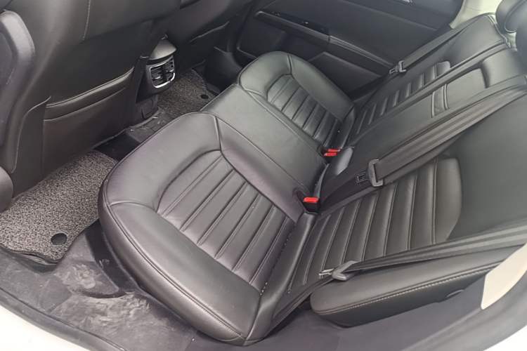Used Ford Mondeo 2013 1.5L GTDi180 Fashion Edition Left Rear Seat