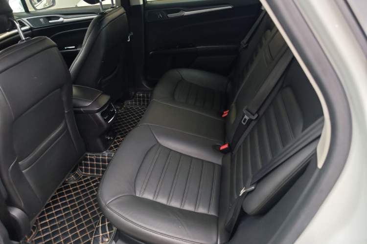 Used Ford Mondeo 2013 1.5L GTDi180 Fashion Edition Left Rear Seat
