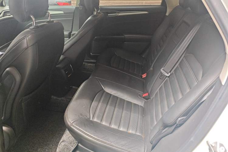 Used Ford Mondeo 2013 1.5L GTDi180 Fashion Edition Left Rear Seat