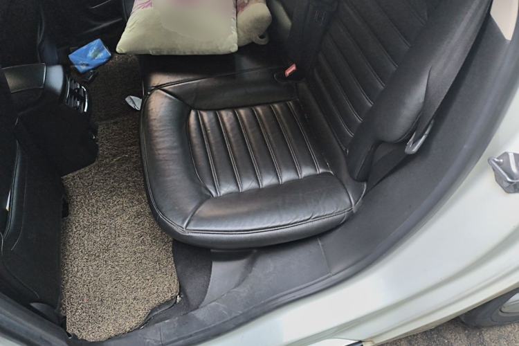 Used Ford Mondeo 2013 2.0L GTDi 200 Luxury Model Left Rear Seat
