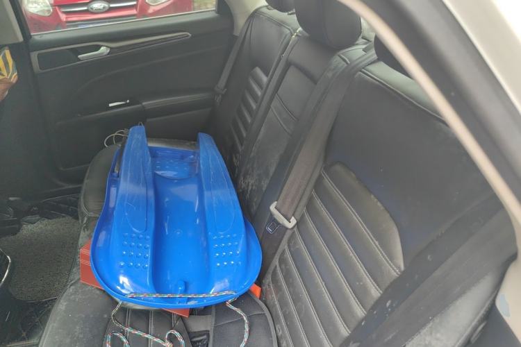 Used Ford Mondeo 2013 2.0L GTDi 200 Luxury Model Left Rear Seat