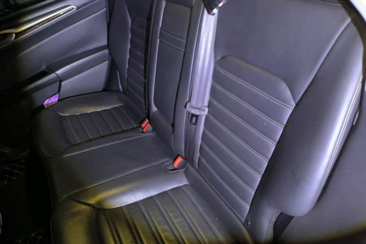 Used Ford Mondeo 2013 2.0L GTDi 200 Luxury Model Left Rear Seat