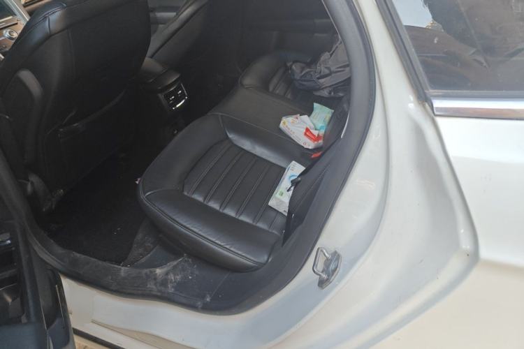 Used Ford Mondeo 2013 2.0L GTDi 200 Luxury Model Left Rear Seat
