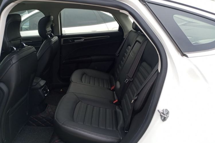 Used Ford Mondeo 2013 2.0L GTDi 200 Fashion Edition Left Rear Seat
