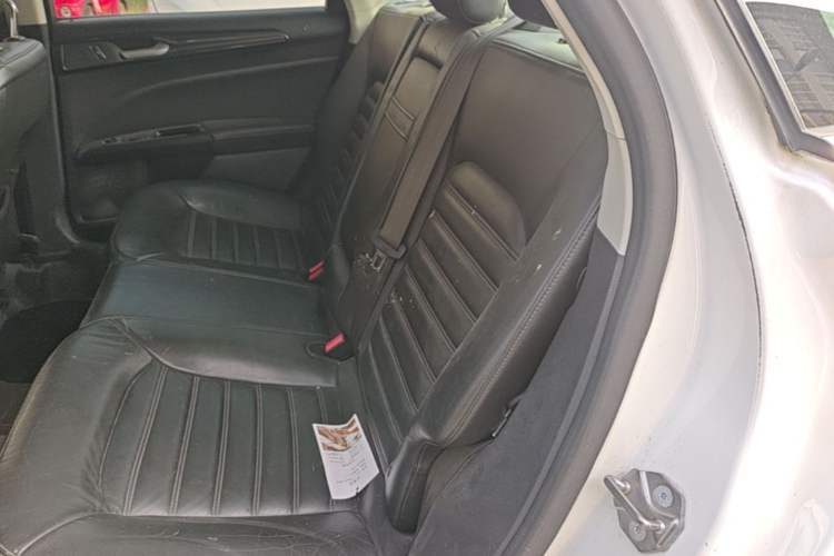 Used Ford Mondeo 2013 1.5L GTDi180 Fashion Edition Left Rear Seat