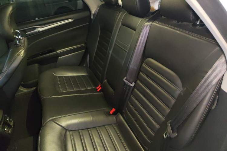 Used Ford Mondeo 2013 1.5L GTDi180 Fashion Edition Left Rear Seat