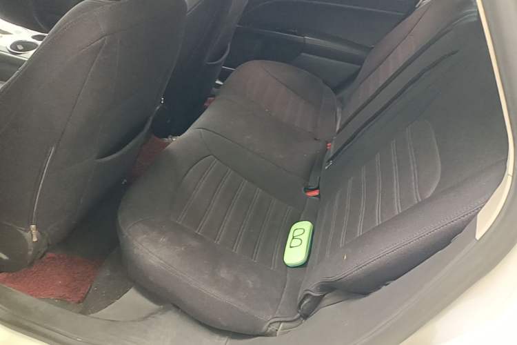 Used Ford Mondeo 2013 1.5L GTDi180 Fashion Edition Left Rear Seat