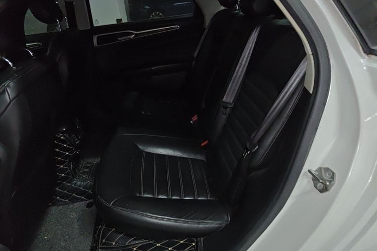 Used Ford Mondeo 2013 2.0L GTDi 200 Luxury Model Left Rear Seat