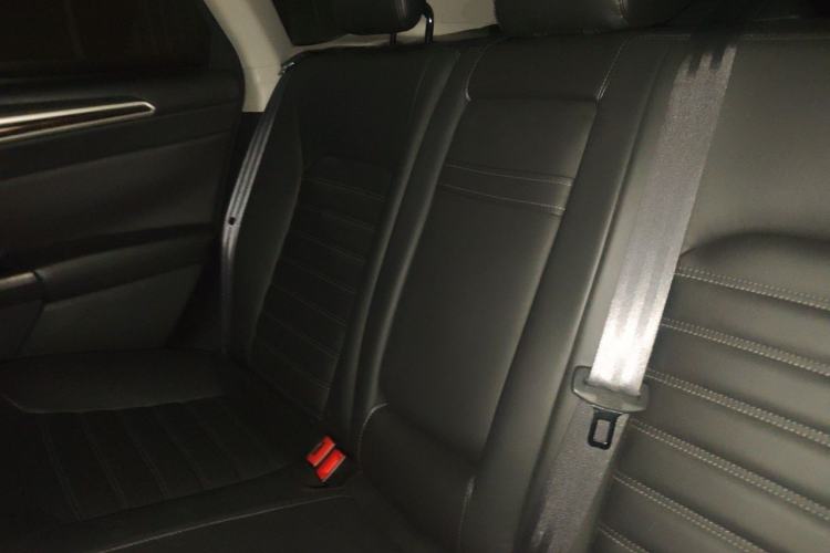 Used Ford Mondeo 2013 2.0L GTDi 200 Fashion Edition Left Rear Seat
