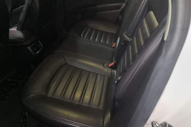 Used Ford Mondeo 2013 2.0L GTDi 200 Fashion Edition Left Rear Seat