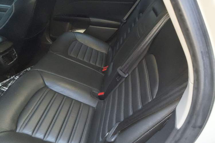 Used Ford Mondeo 2013 1.5L GTDi180 Fashion Edition Left Rear Seat