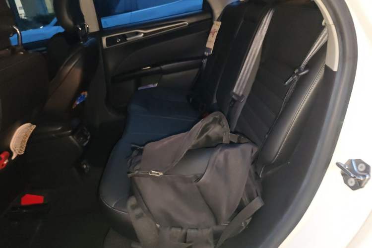 Used Ford Mondeo 2013 2.0L GTDi 200 Fashion Edition Left Rear Seat