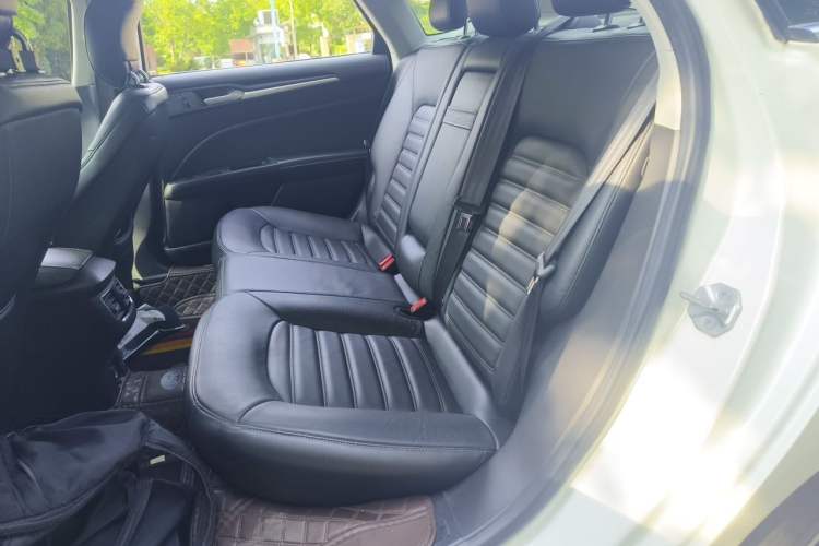 Used Ford Mondeo 2013 1.5L GTDi180 Fashion Edition Left Rear Seat