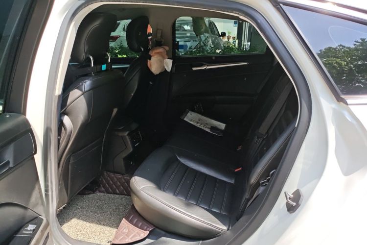 Used Ford Mondeo 2013 1.5L GTDi180 Fashion Edition Left Rear Seat