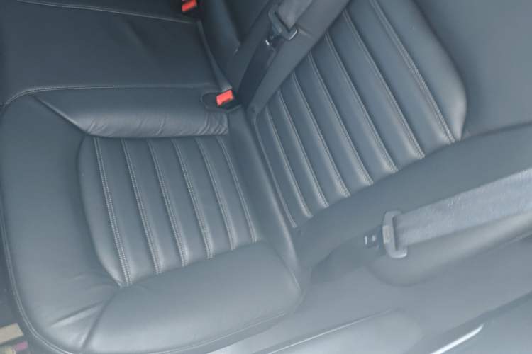 Used Ford Mondeo 2013 1.5L GTDi180 Fashion Edition Left Rear Seat