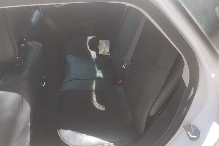 Used Ford Mondeo 2013 1.5L GTDi180 Fashion Edition Left Rear Seat
