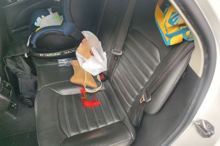Used Ford Mondeo 2013 2.0L GTDi 200 Fashion Edition Left Rear Seat