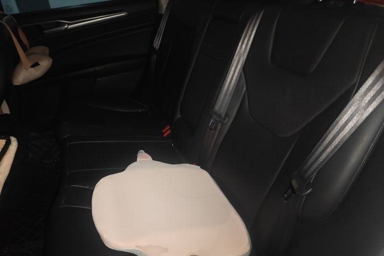 Used Ford Mondeo 2013 2.0L GTDi240 Luxury Sport Model Left Rear Seat