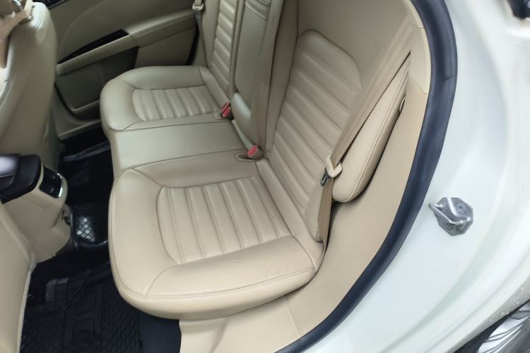Used Ford Mondeo 2013 2.0L GTDi 200 Luxury Model Left Rear Seat