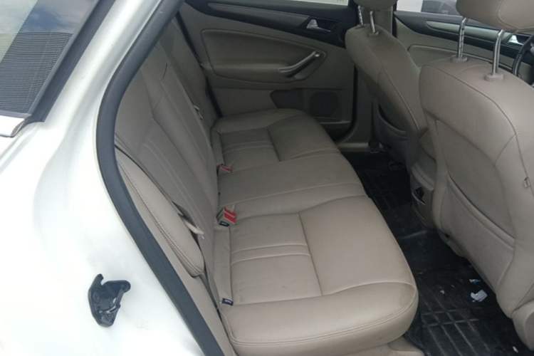 Used Ford Mondeo 2013 2.3L Fashion Edition Left Rear Seat