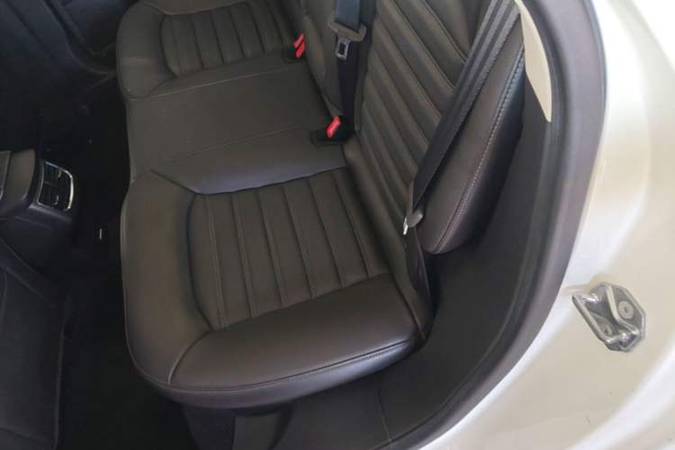 Used Ford Mondeo 2013 1.5L GTDi180 Fashion Edition Left Rear Seat