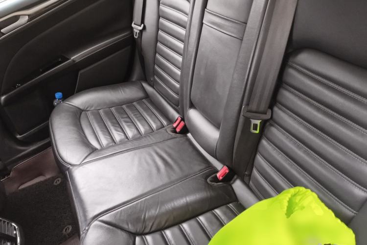 Used Ford Mondeo 2013 2.0L GTDi 200 Fashion Edition Left Rear Seat