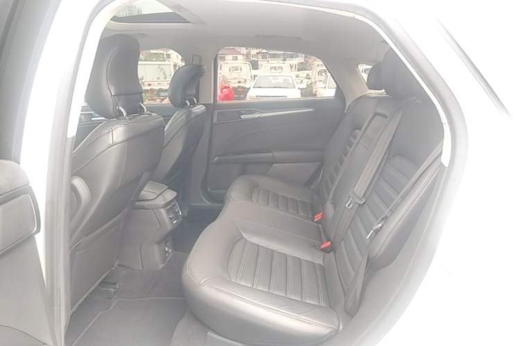 Used Ford Mondeo 2013 1.5L GTDi180 Fashion Edition Left Rear Seat
