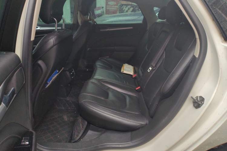 Used Ford Mondeo 2013 2.0L GTDi240 Luxury Sport Model Left Rear Seat