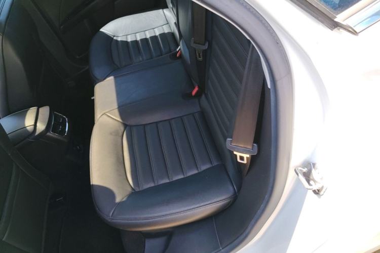 Used Ford Mondeo 2013 2.0L GTDi 200 Fashion Edition Left Rear Seat
